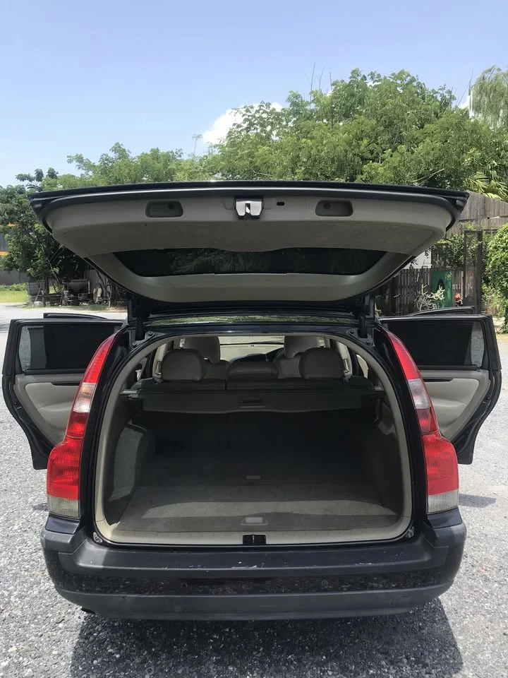 2003 Volvo V70 II 2
