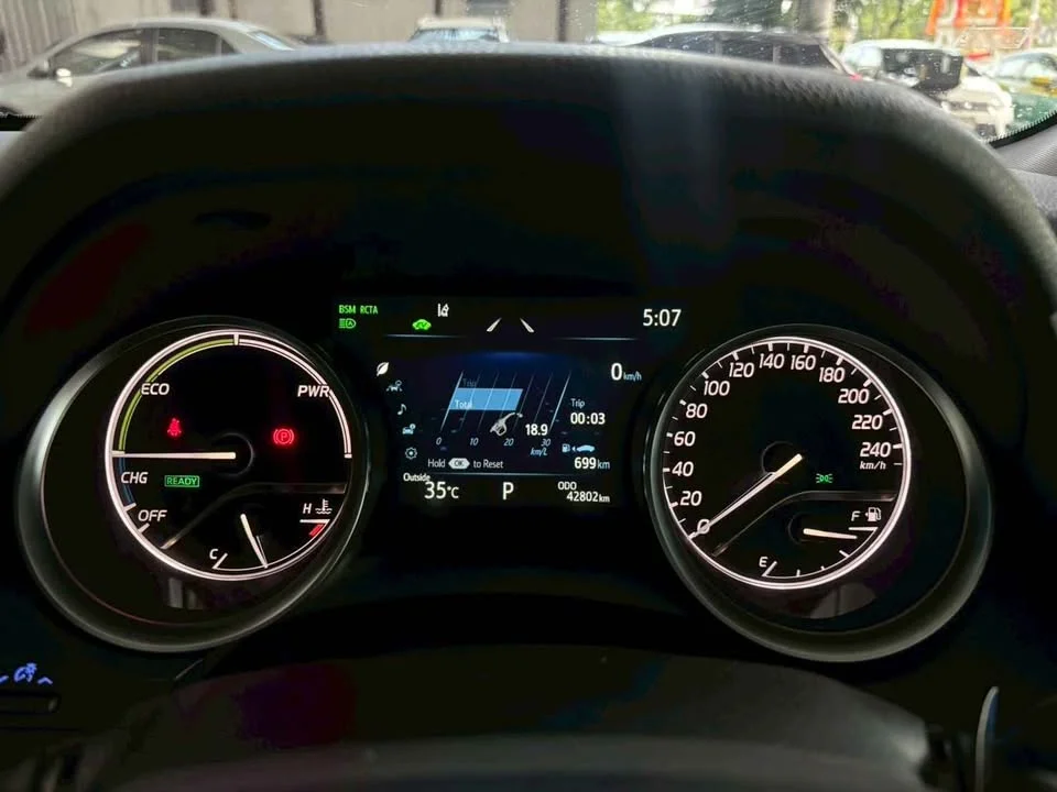 2024 Toyota Camry VIII (XV70) 3