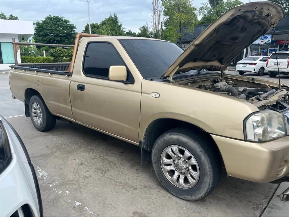 2006 Nissan Frontier I 2