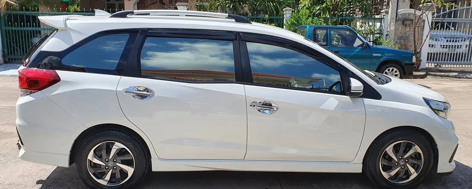 2018 Honda Mobilio II 3