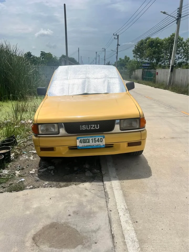 1994 Isuzu TFR III 3