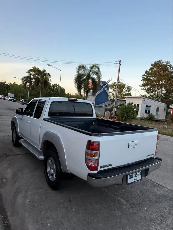 2011 Mazda BT-Series I 2