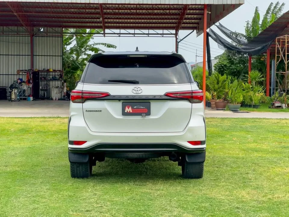 2021 Toyota Fortuner II 2