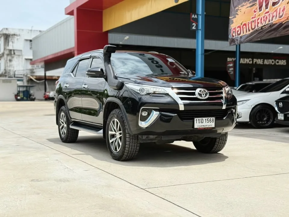 2019 Toyota Fortuner II 2