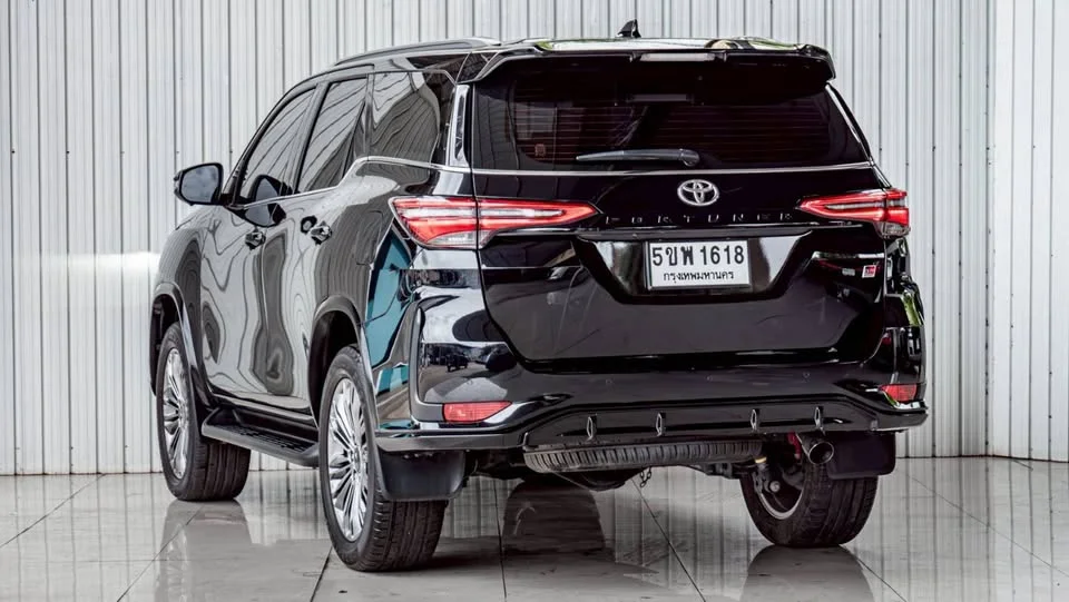 2024 Toyota Fortuner II 3