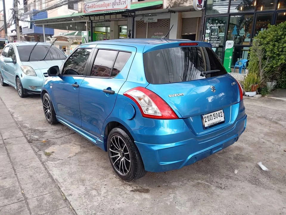 2016 Suzuki Swift II 3