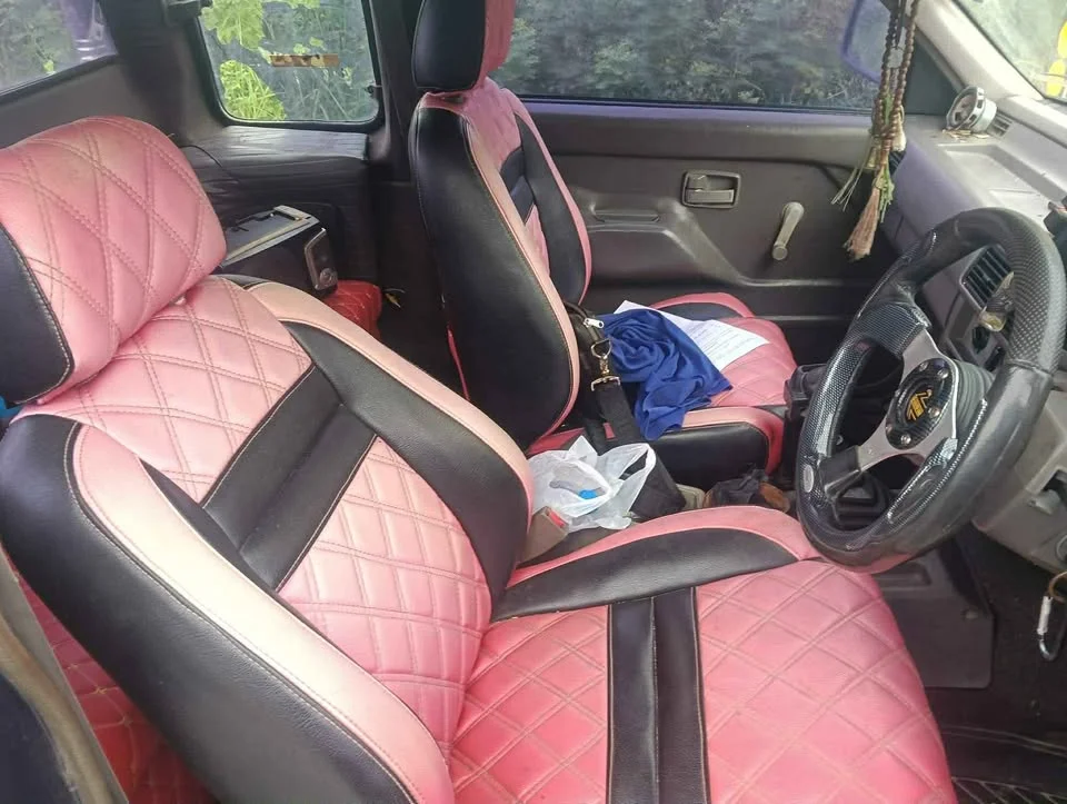 1996 Isuzu TFR III 2