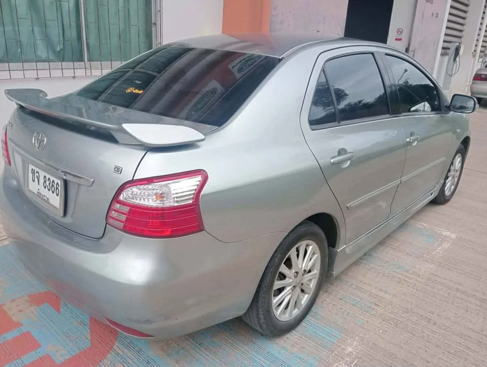 2010 Toyota Vios II 2