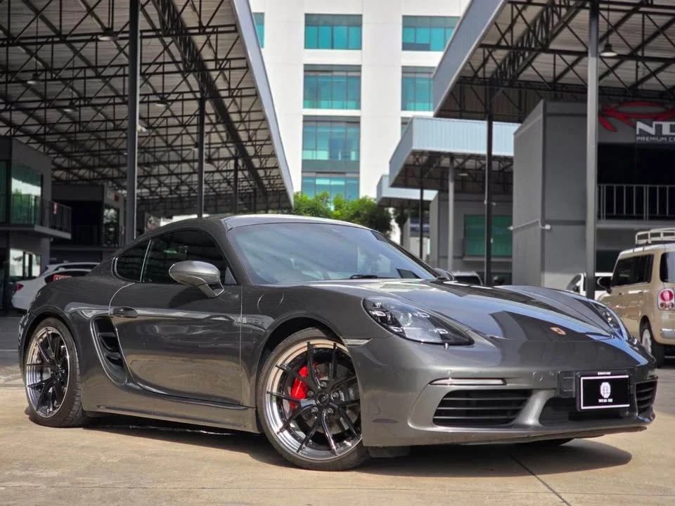 2018 Porsche 718 Boxster and Cayman IV 2