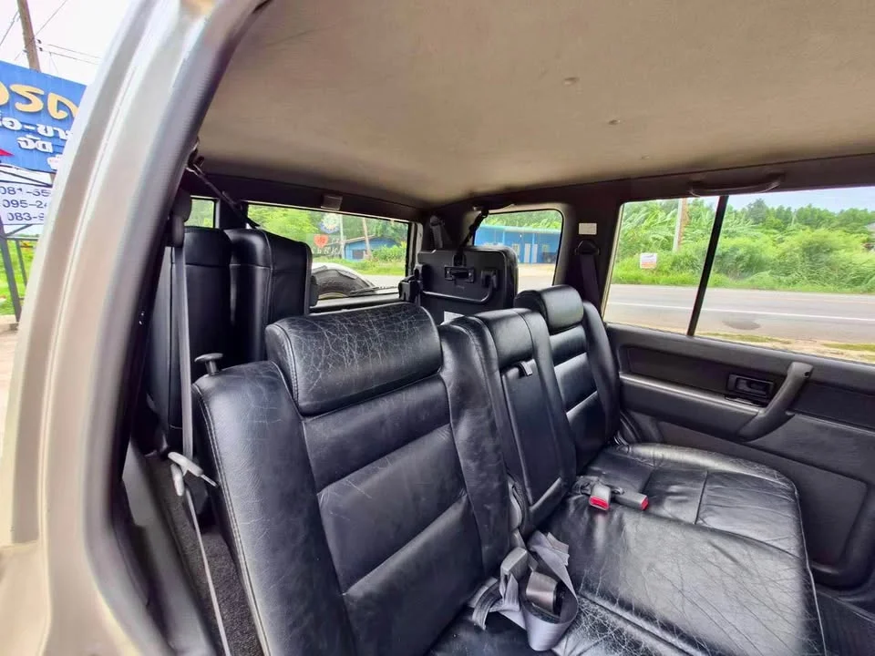 1996 Isuzu Trooper II 2