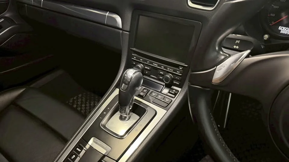 2015 Porsche Boxster and Cayman III 3