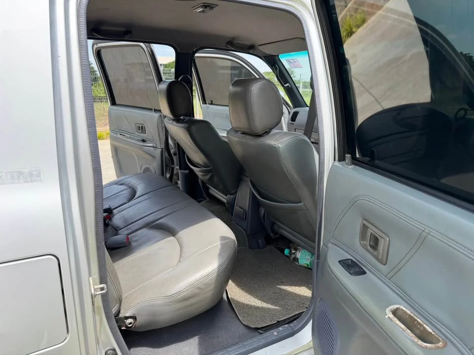 2003 Toyota Hilux Tiger VI 2