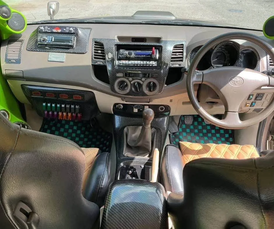 2006 Toyota Hilux VII 3