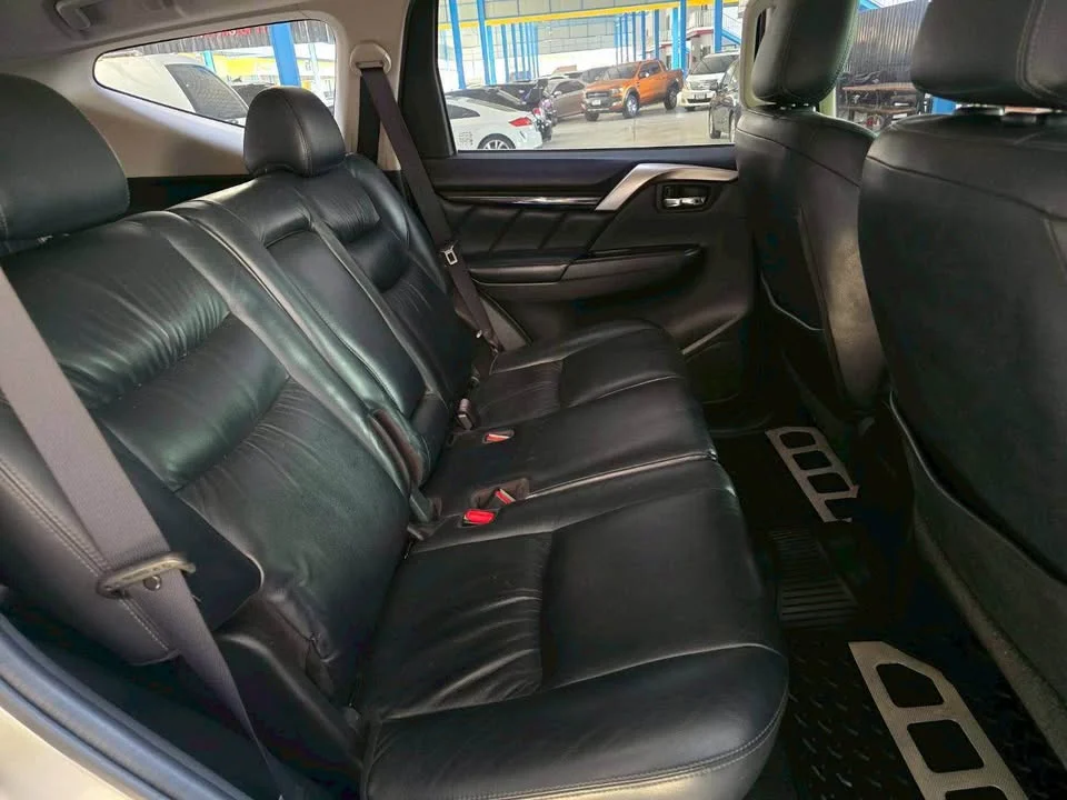 2015 Mitsubishi Pajero Sport III 2