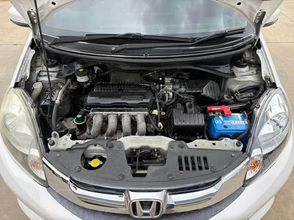 2014 Honda Mobilio II 3