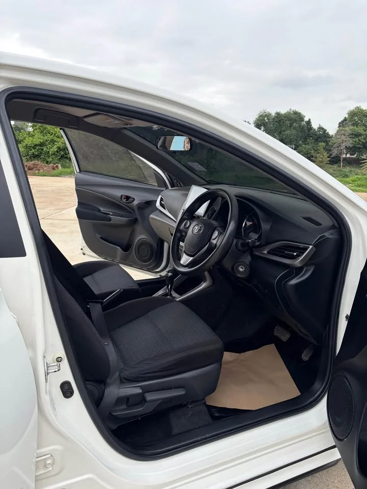 2019 Toyota Yaris ATIV III 3