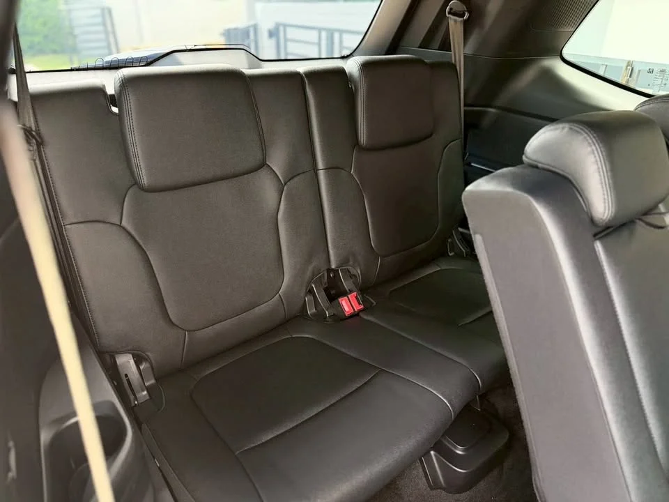 2023 Ford Everest III 2