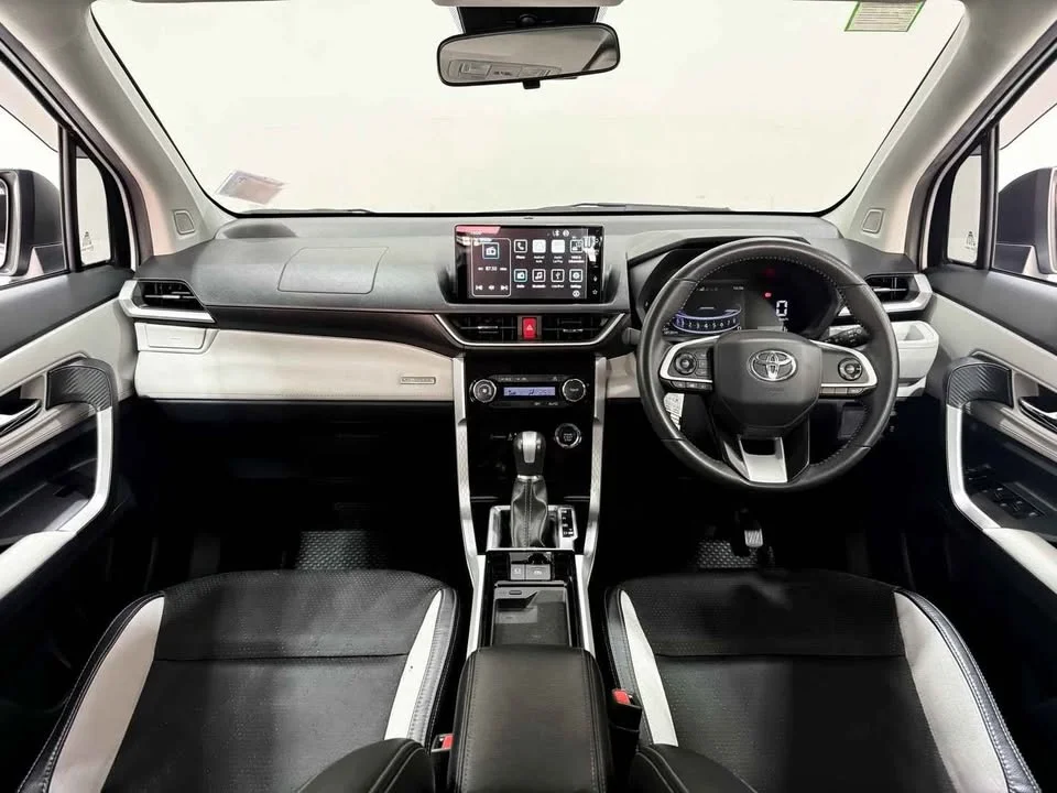 2023 Toyota Veloz III 3