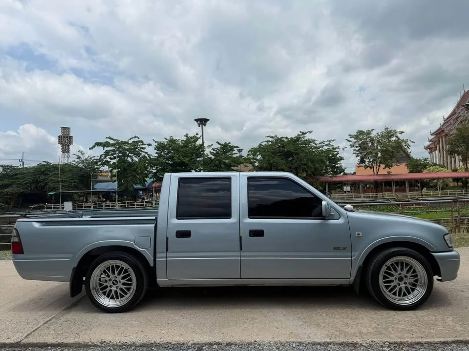 2001 Isuzu Faster Dragon Eyes III 3