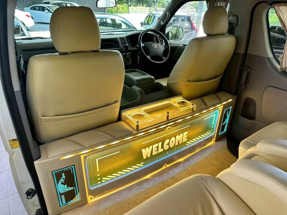 2009 Toyota HiAce V (H200) 2