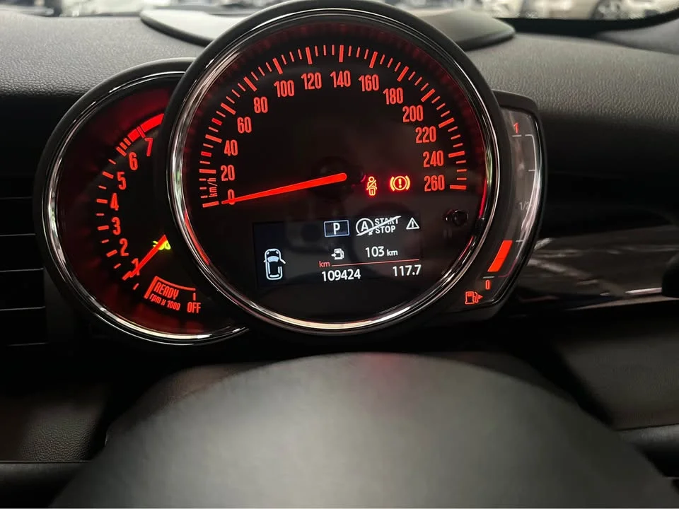 2019 Mini Hatch  III 2