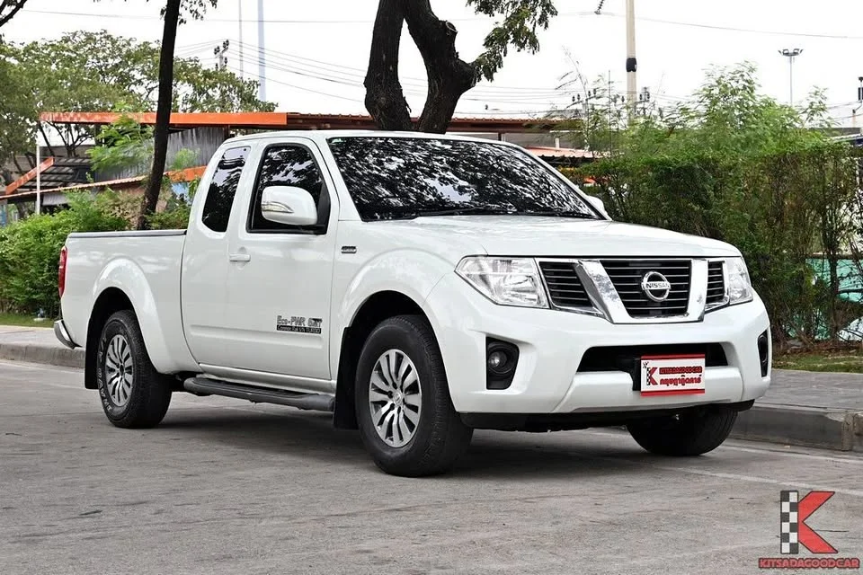 2012 Nissan Navara II 3