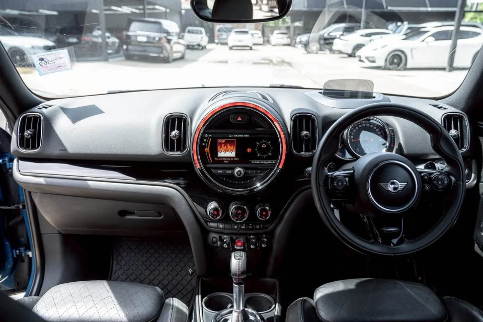2017 Mini Countryman II 3