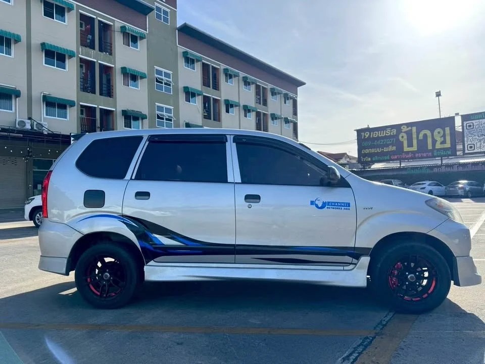 2011 Toyota Avanza I 3