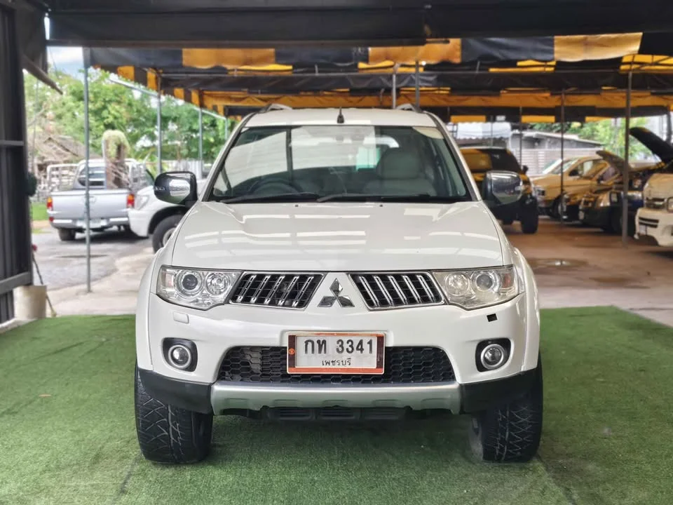 2012 Mitsubishi Pajero Sport II 3