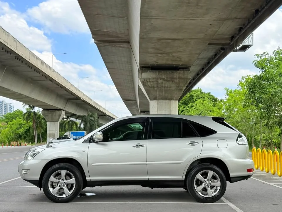 2008 Toyota Harrier II 3