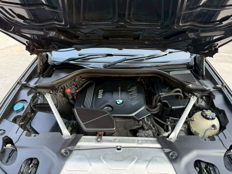 2019 BMW X4 G02 3