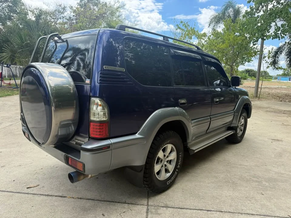 2000 Toyota Land Cruiser Prado J90 3