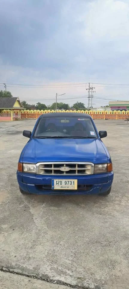 2000 Mazda 2500 Fighter V 3