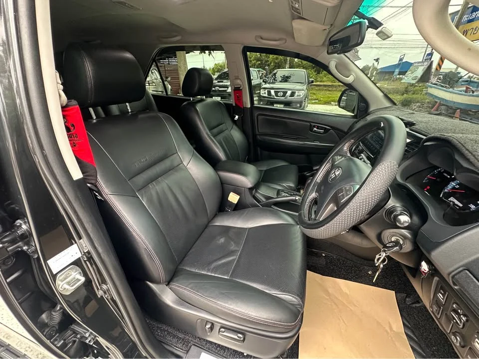 2013 Toyota Fortuner I 2