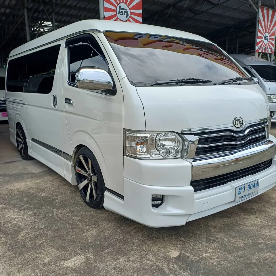 2016 Toyota HiAce V (H200) 3