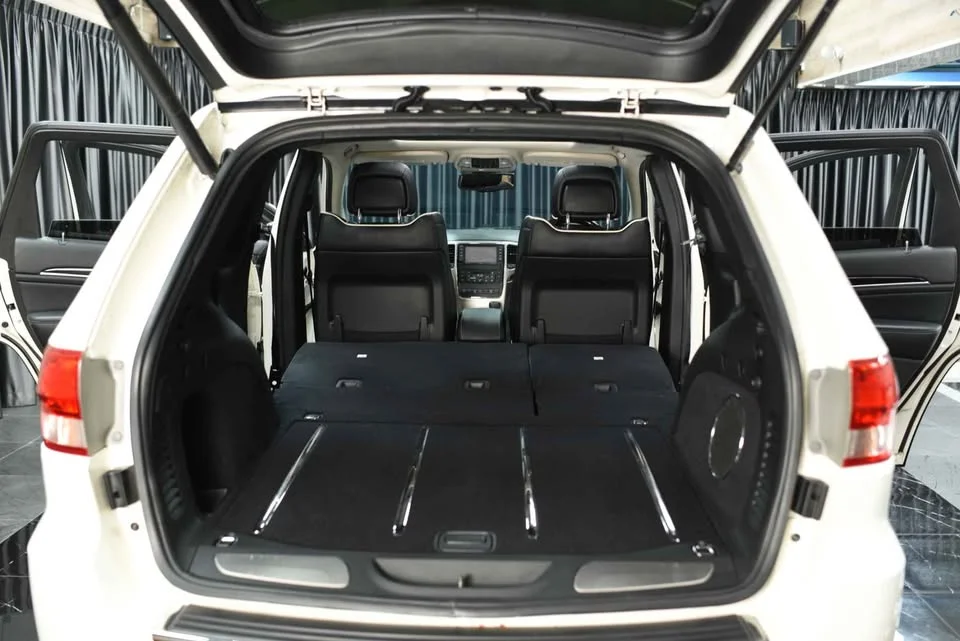 2013 Jeep Grand Cherokee WK2 3
