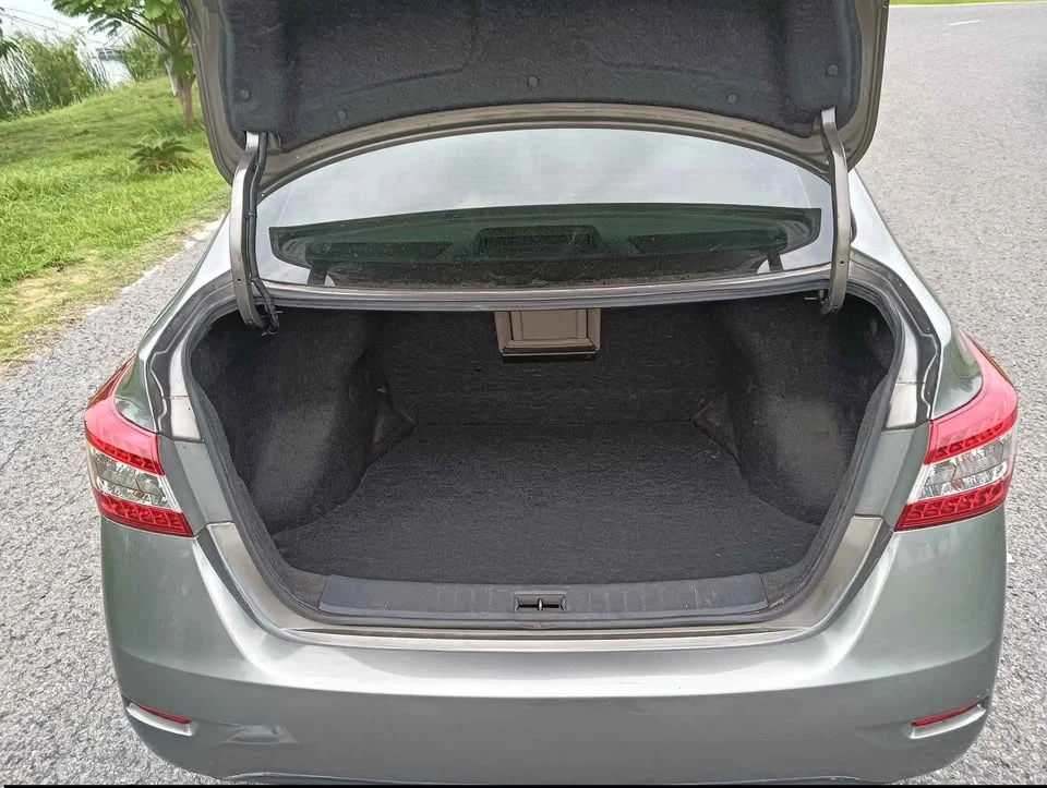2013 Nissan Sylphy III (B17) 2