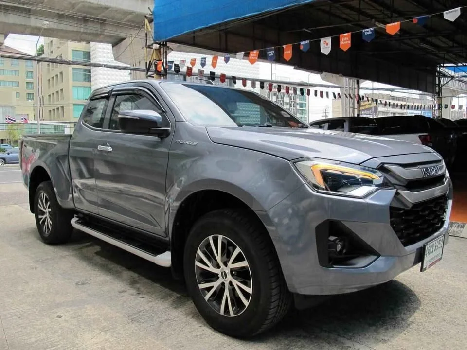 2024 Isuzu D-Max III (RG) 3