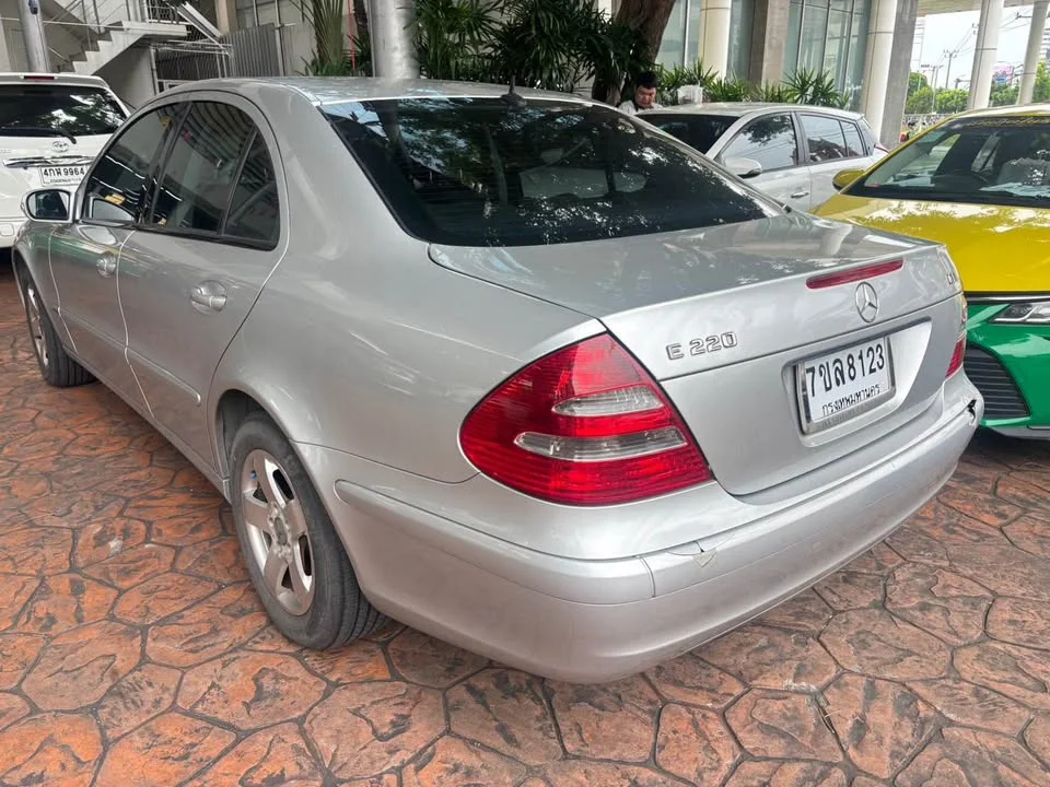 2005 Benz E-Class W211 3