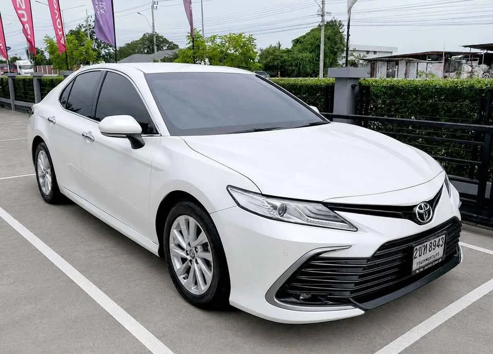 2021 Toyota Camry VIII (XV70) 3