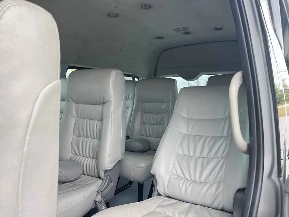 2009 Toyota Commuter V (H200) 2