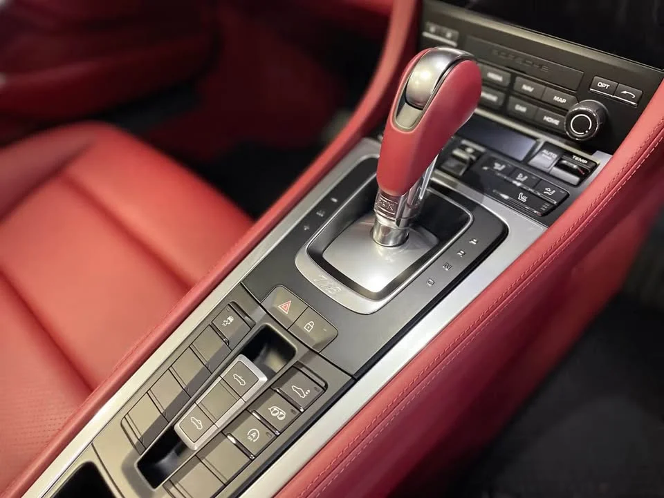 2024 Porsche 718 Boxster and Cayman IV 3