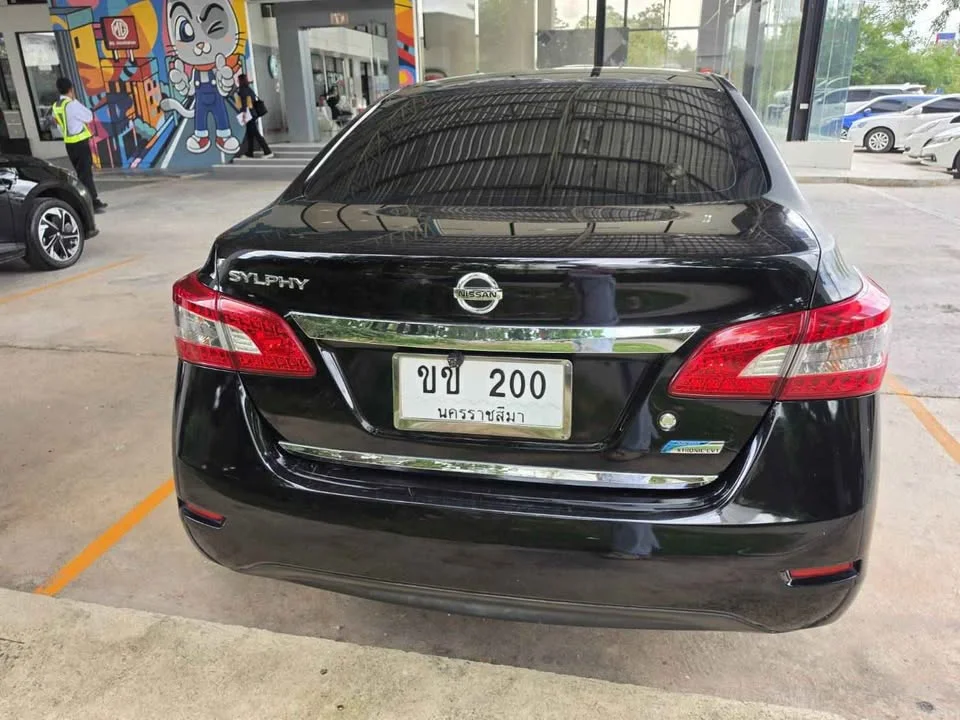 2012 Nissan Sylphy III (B17) 3