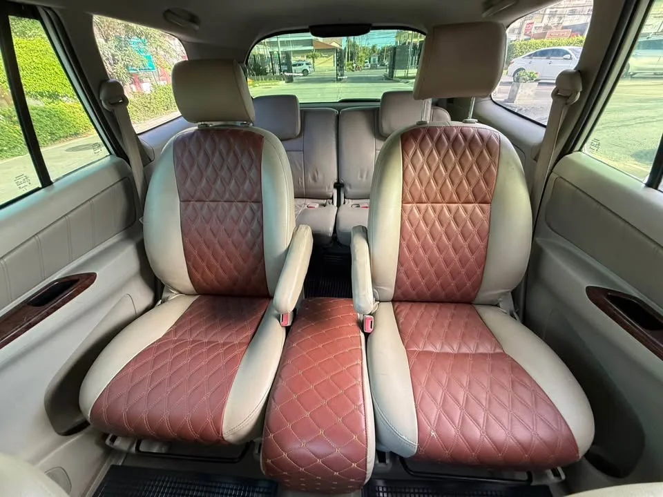2012 Toyota Innova I 3