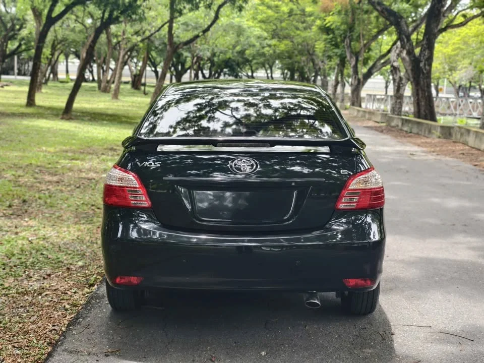 2010 Toyota Vios II 2