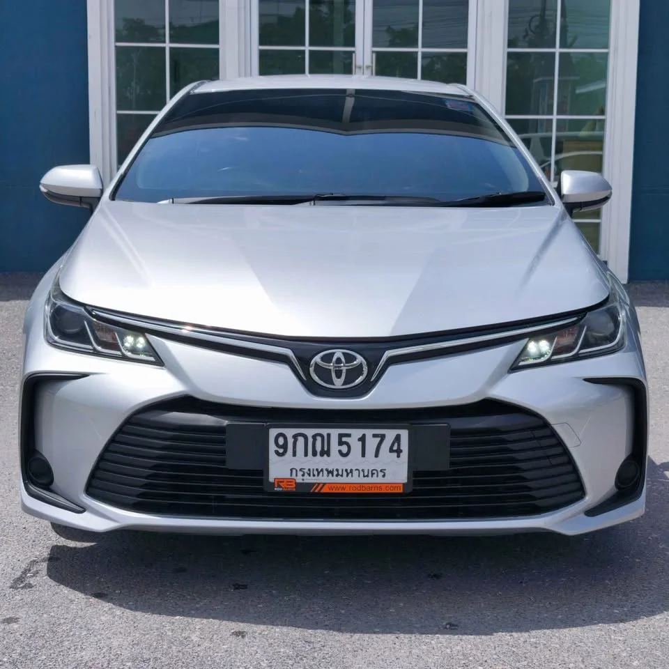 2019 Toyota Corolla Altis XII (E210) 3