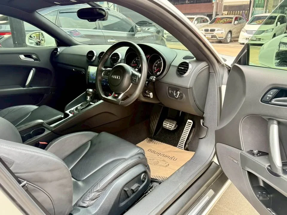 2010 Audi TT Mk2 3