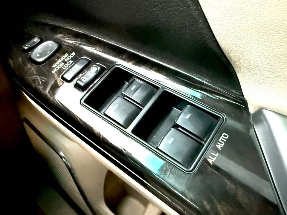 2013 Toyota Alphard, Vellfire II (AH20) 3