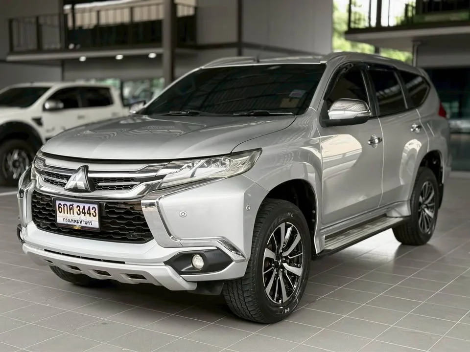 2015 Mitsubishi Pajero Sport III 2