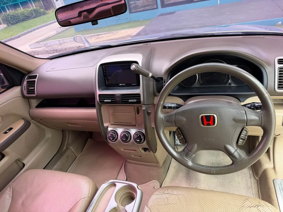 2005 Honda CR-V II 3